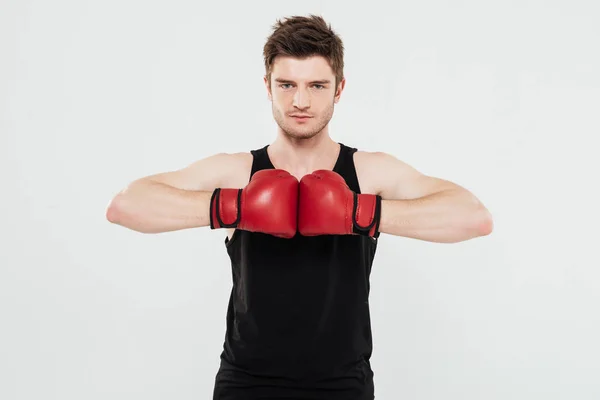 Skoncentrowane boksera młodego sportowca — Zdjęcie stockowe