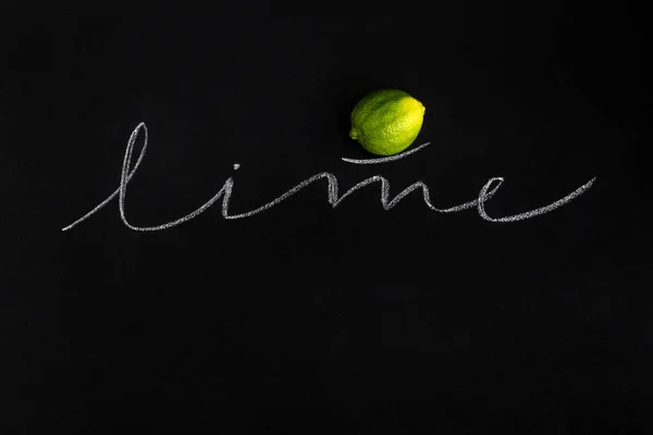 Juicy fresh lime — Stock Photo, Image