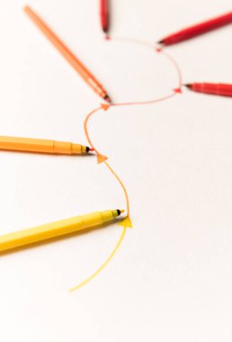 Doğrusal yol işaretleri ile boyalı resmini