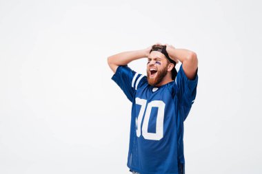 Üzgün duygusal adam fan çığlık