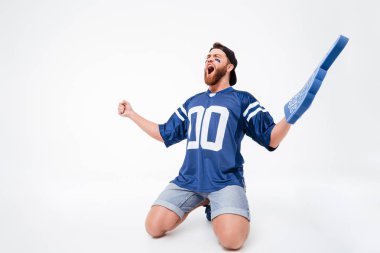 Çığlık atan adam fan numaralı hayranıyım eldiven parmağı giyen heyecanlı.