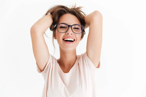 Laighing nő a gazdaság haját szemüvegek — Stock Fotó