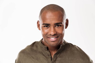 Mutlu Afrika adam kameraya bakan