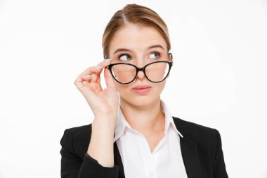 Fotoğrafı içinde gözlük güzellik sarışın iş kadın kapatmak