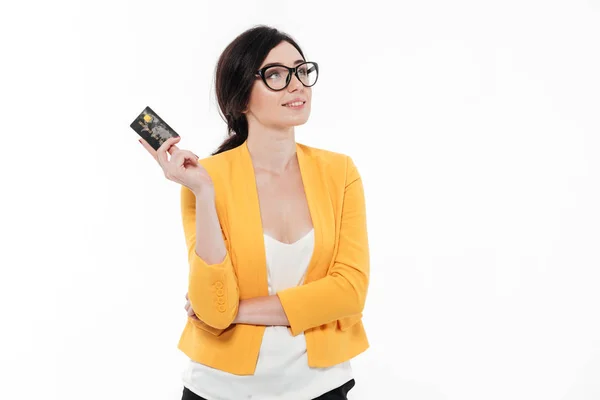 Retrato de uma mulher bonita atraente em óculos — Fotografia de Stock