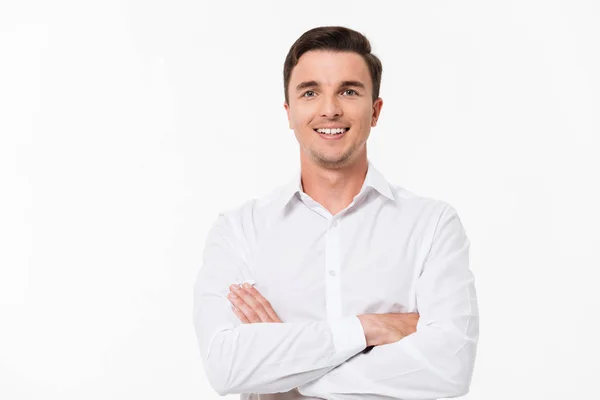 Retrato de cerca de un hombre con una camisa blanca — Foto de Stock