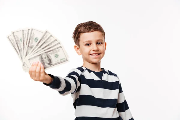 Retrato de un niño lindo y feliz — Foto de Stock