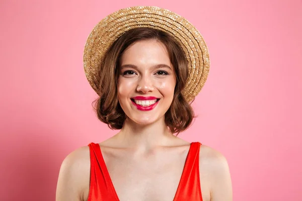 Close up portrait of a smiling young girl — Stock Photo, Image