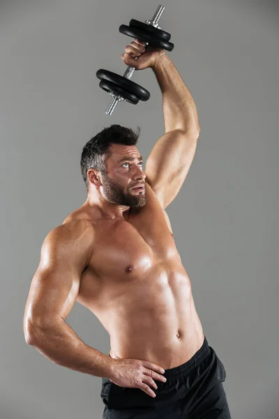 Portret zdrowy silny shirtless mężczyzn kulturysta — Zdjęcie stockowe
