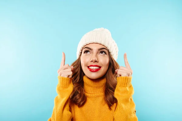 Retrato de cerca de una joven feliz — Foto de Stock