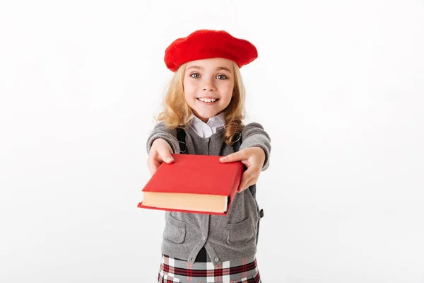 Nahaufnahme Porträt eines glücklichen kleinen Schulmädchens — Stockfoto
