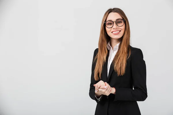 Portret van een vertrouwen zakenvrouw gekleed in pak — Stockfoto