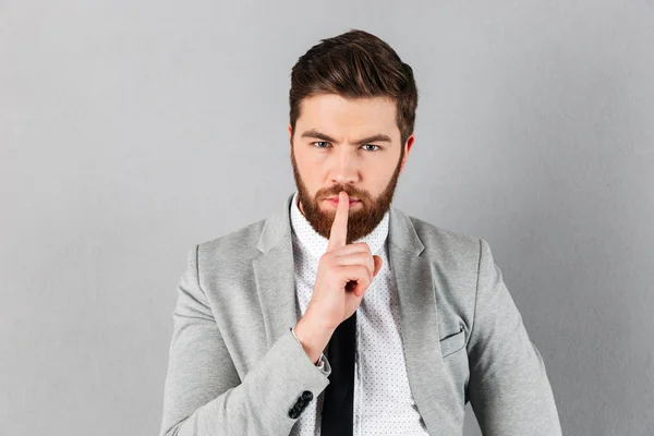 Portrait of a handsome businessman dressed in suit — Stock Photo, Image