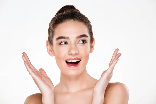 Estudio retrato de mujer feliz con apariencia caucásica risa — Foto de Stock