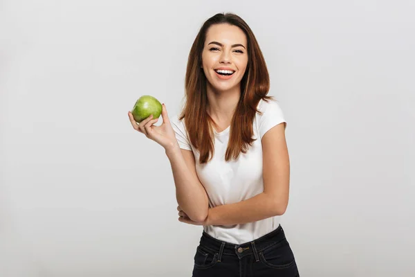 Portret szczęśliwy, młoda kobieta, gospodarstwa zielone jabłuszko — Zdjęcie stockowe