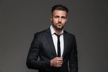 Büyüleyici bir olgun işadamı portresi