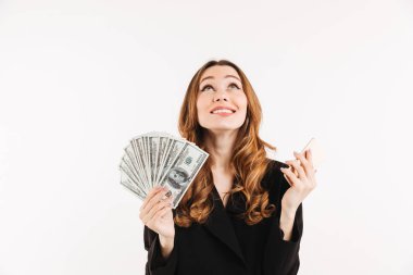 Mutlu genç bir iş kadınının portresi