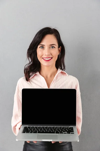 Portrait of a happy businesswoman — Stock Photo, Image