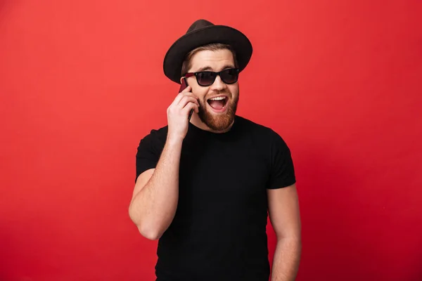 Retrato de hombre irresistible de lujo de 30 años en gafas de sol con bla —  Fotos de Stock