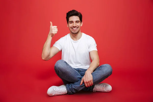 Portrait of a happy young man — Stock Photo, Image