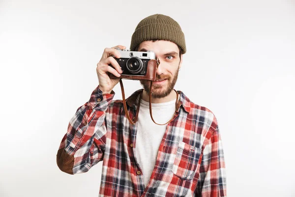 Porträt eines gutaussehenden jungen Mannes — Stockfoto