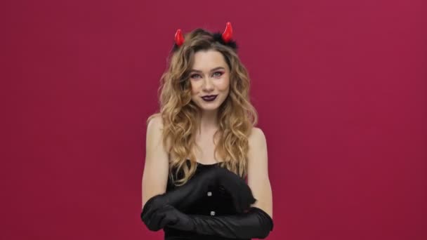 Happy Cheery Positive Devil Woman Carnival Costume Waving Camera Isolated — Stock videók