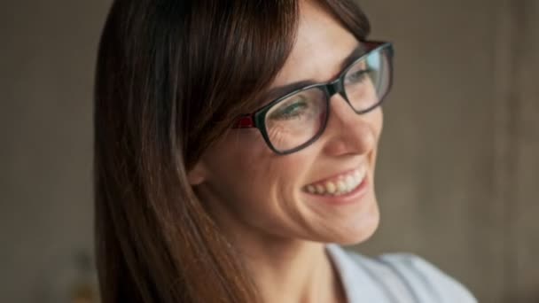 Close View Cheerful Cute Young Business Woman Taking Her Eyeglasses — Stock videók