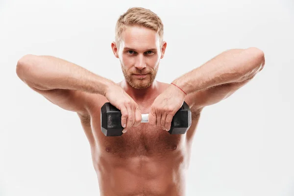 Selbstbewusster attraktiver junger muskulöser Sportler — Stockfoto