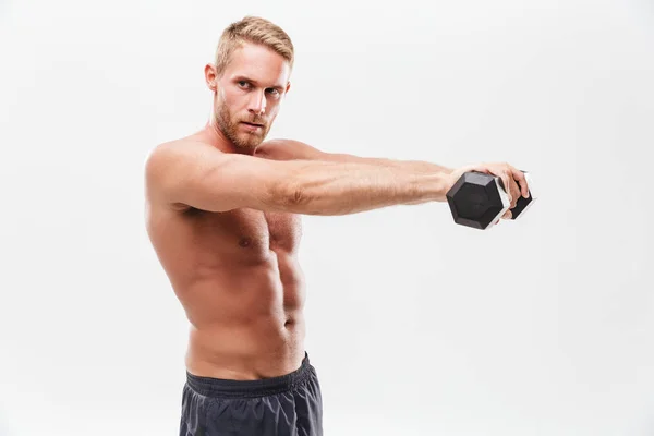 Confiado joven deportista muscular atractivo de pie — Foto de Stock