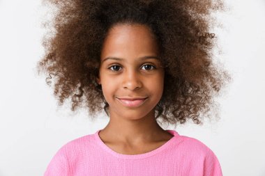 Afro-Afrikalı genç kız