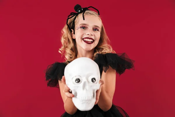 Little girl in carnival halloween costume — Stockfoto