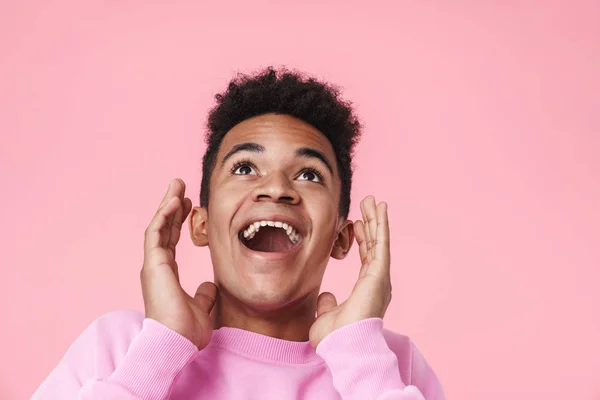 Portrait of a smiling african teenager boy wearing pullower — Stock Photo, Image