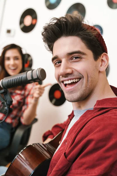 Image Young Happy Caucasian People Performing Radio Program While Making — Stock Photo, Image