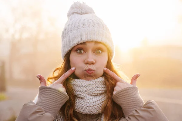 Close Cheerful Pretty Young Girl Wearing Winter Jacket Hat Standing — Stock Photo, Image