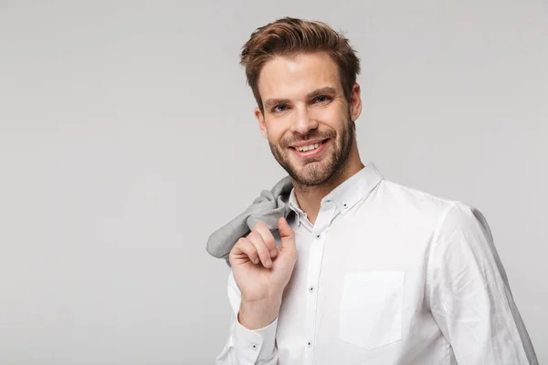 Retrato Joven Feliz Con Camisa Posando Cámara Con Chaqueta Sonriendo — Foto de Stock