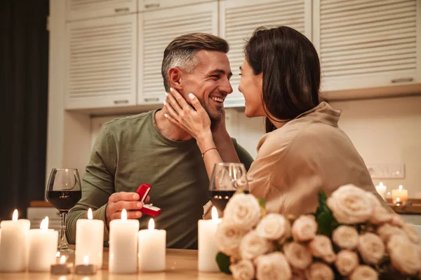 Image Happy Adult Man Making Proposal His Girlfriend Engagement Ring — Stock Photo, Image