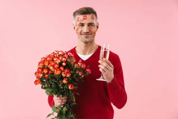 Portrait Handsome Caucasian Man Kiss Marks His Face Holding Flowers — Stock Photo, Image