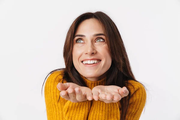 Image Beautiful Brunette Adult Woman Wearing Sweater Smiling Looking Upward — Stock Photo, Image
