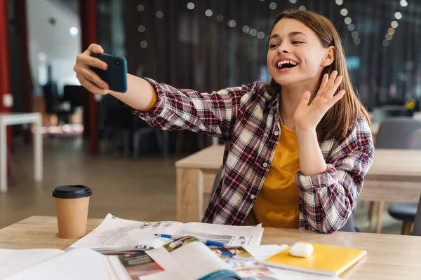 Image Joyful Girl Taking Selfie Cellphone Waving Hand While Doing — Stock Photo, Image