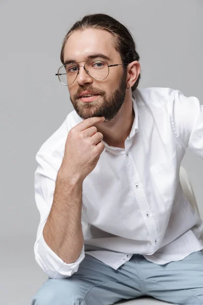 Image Young Serious Concentrated Handsome Bearded Man Glasses Posing Isolated — Stock Photo, Image