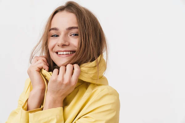 Foto Primer Plano Joven Alegre Impermeable Mirando Cámara Sonriendo Aislado — Foto de Stock