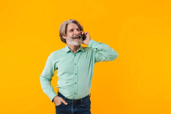 Foto Felice Uomo Barbuto Dai Capelli Grigi Camicia Blu Posa — Foto Stock