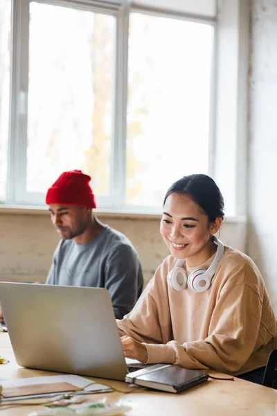 Image Young Cheerful Happy Colleagues Indoors Work Office Laptop Computer — Stock Photo, Image