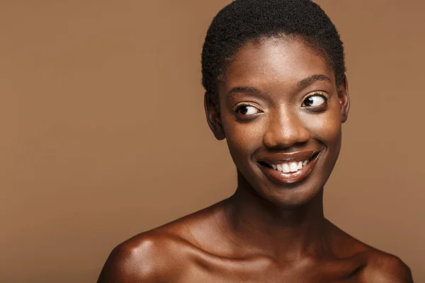 Bellezza Ritratto Attraente Giovane Donna Africana Mezza Nuda Con Brevi — Foto Stock