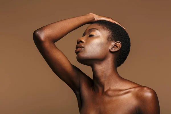Skönhet Porträtt Attraktiva Unga Halvnaken Afrikansk Kvinna Med Kort Svart — Stockfoto