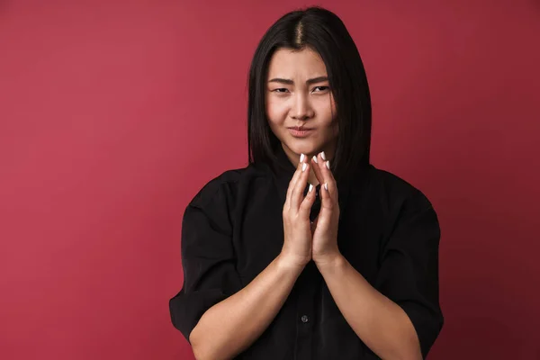 Nahaufnahme Einer Ziemlich Aufgebrachten Jungen Asiatischen Frau Lässiger Kleidung Die — Stockfoto