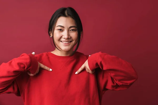 Primer Plano Bastante Sonriente Joven Asiático Mujer Usando Casual Ropa —  Fotos de Stock