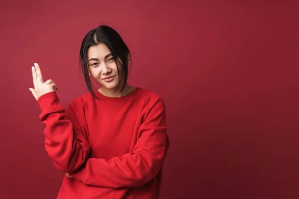 Close Van Een Vrij Boos Jonge Aziatische Vrouw Dragen Casual — Stockfoto