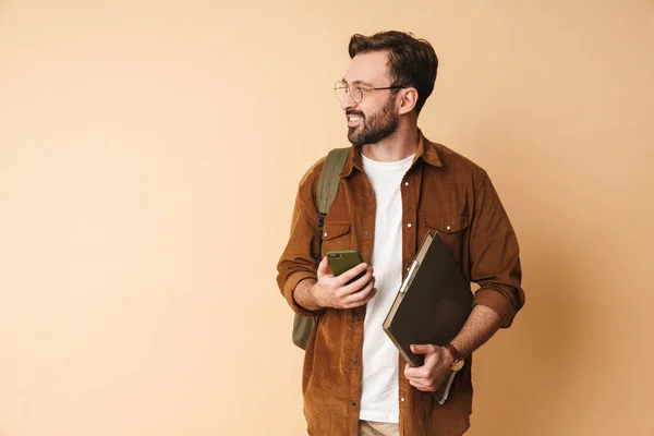 Imagen Joven Optimista Feliz Sin Afeitar Aislado Sobre Fondo Pared — Foto de Stock