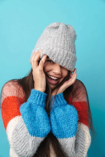 Image Une Jeune Femme Souriante Heureuse Posant Isolée Sur Fond — Photo